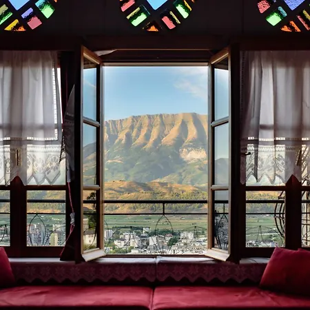 فندق مبيت وإفطار Hoxha 3*