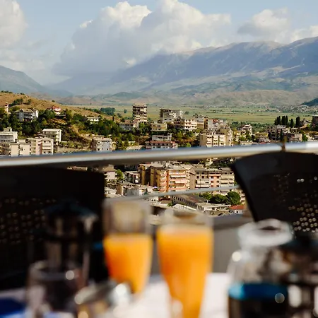 Hoxha Gjirokastër
