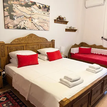 Hoxha 3* Gjirokastër