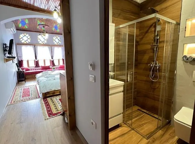 Hoxha Bed & Breakfast Gjirokastër